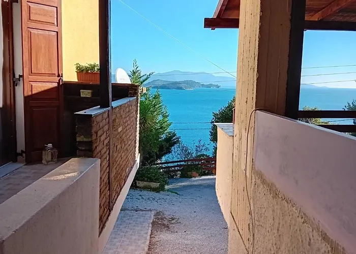 Mandaniki Apartment Vasilias (Skiathos)